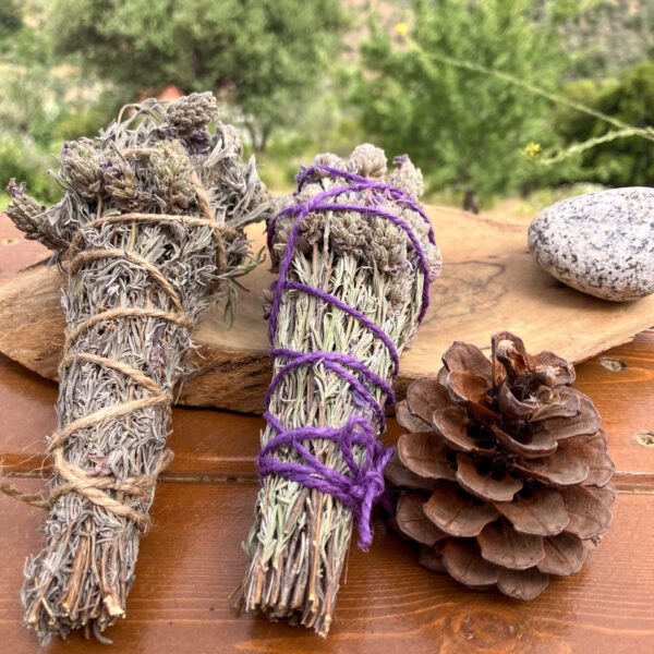 Karabaş Otu Tütsü