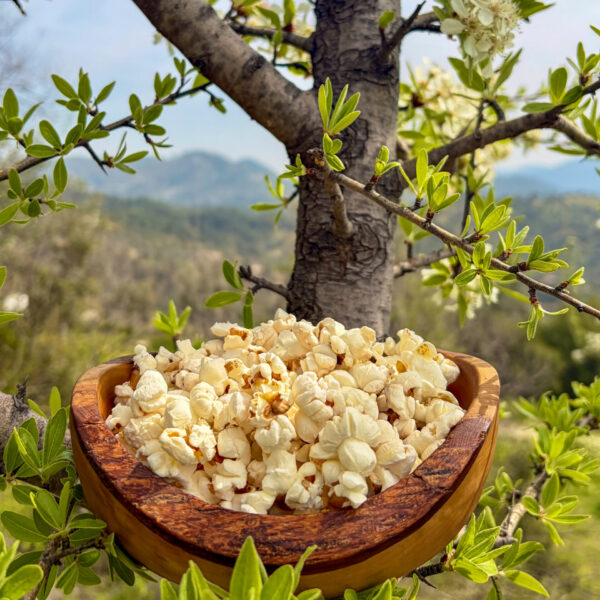 Üç Elma Cin Mısır Patlatmalık