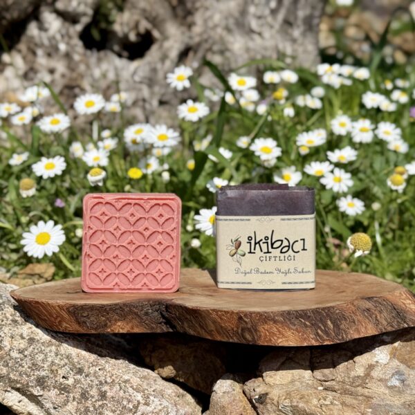 İkibacı Çiftliği Aynısefa Çiçeği Badem Yağlı Sabun